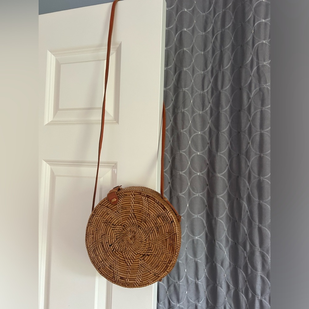 Round Straw Bag